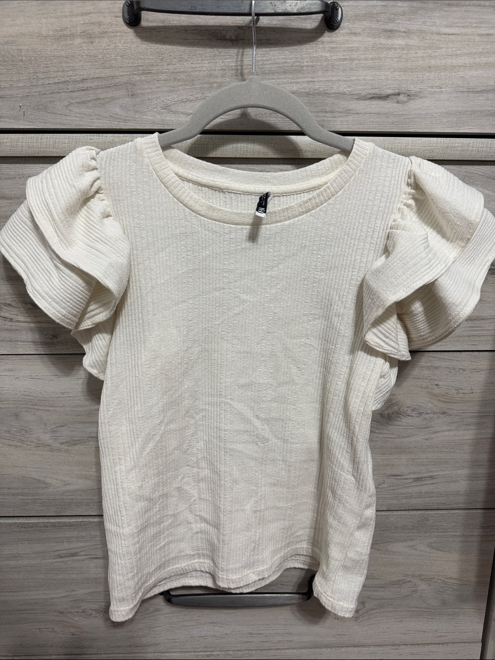 Zara Cream Ruffle Sleeve Knit Top